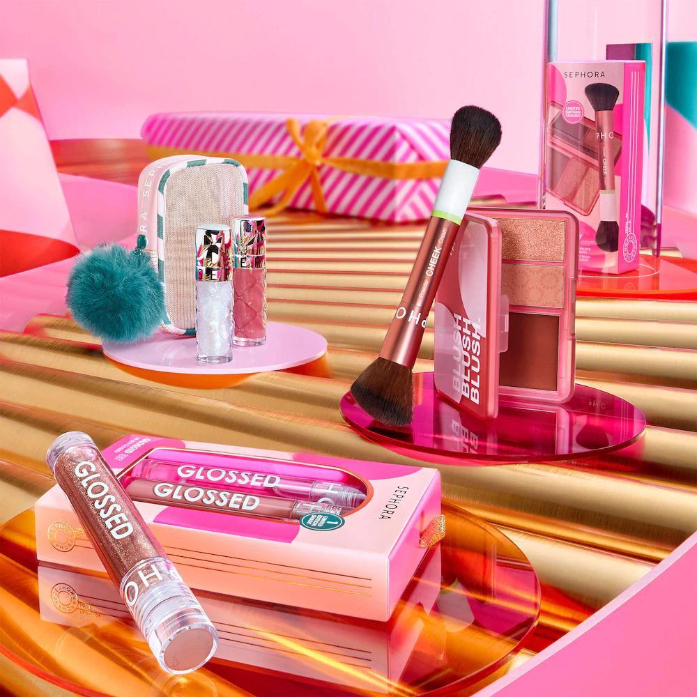 Perfectly Blushed Makeup Blush and Brush Set